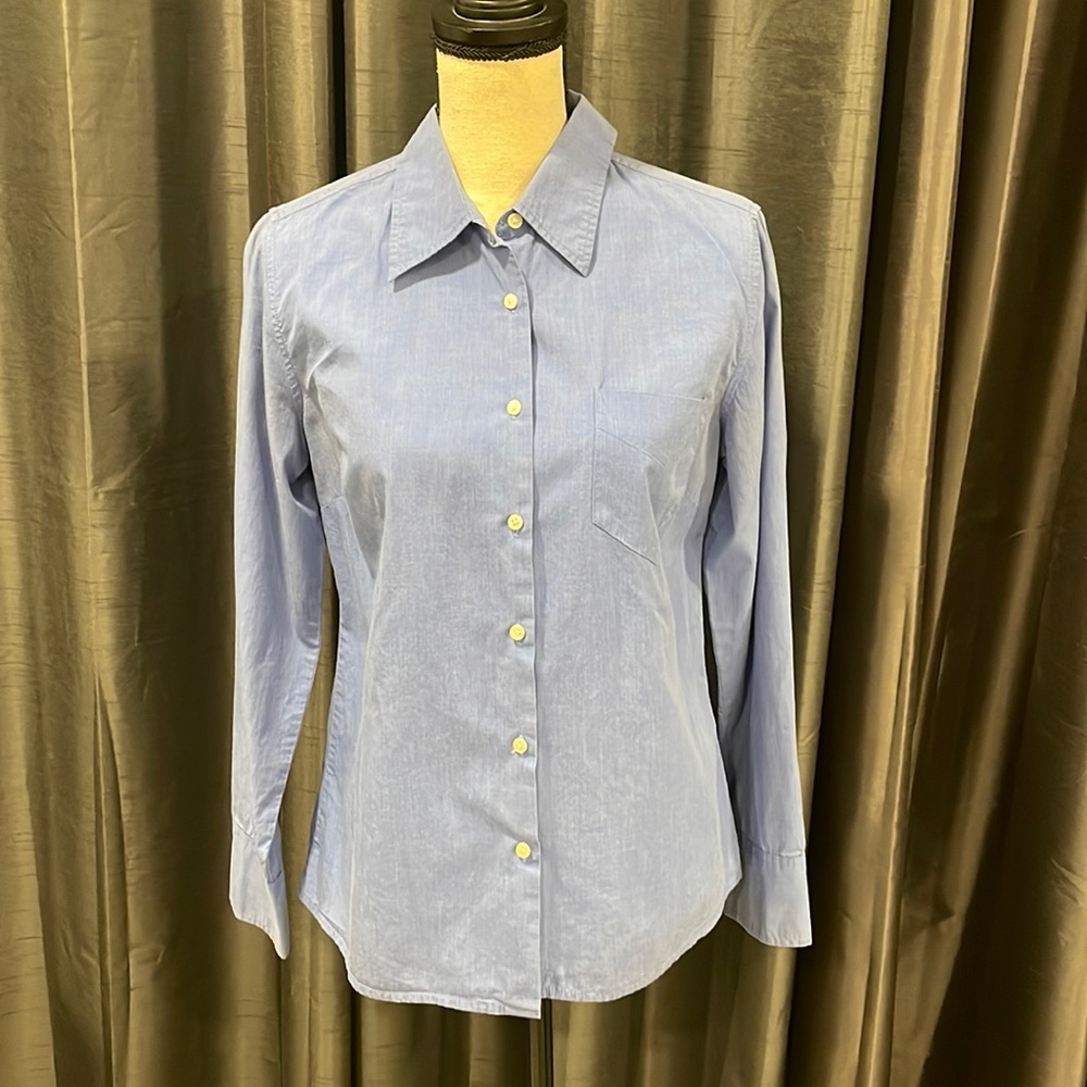 GAP Factory blue and white plaid single pocket button down shirt